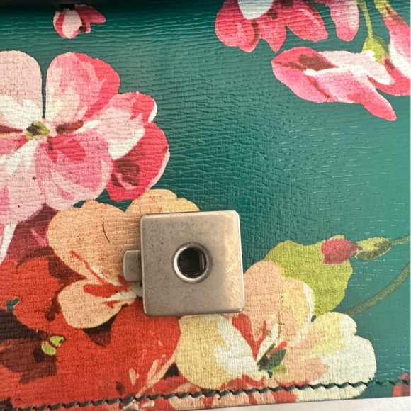 Gucci Dionysus Shanghai Blooms - Picture 10 of 16